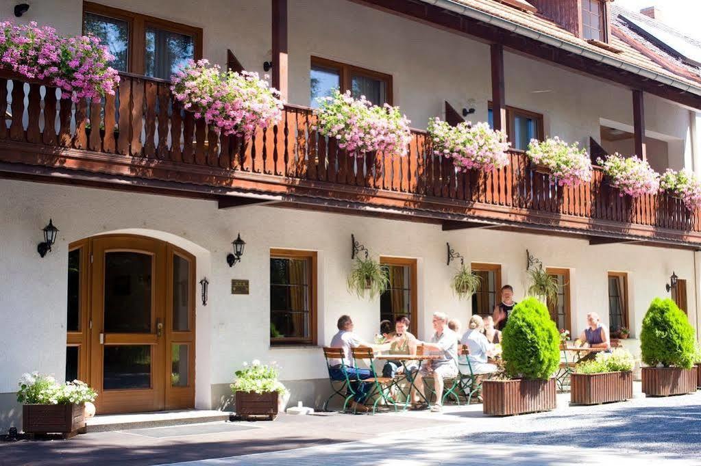 Hotel garni Sonnenhof Reichenberg  Eksteriør billede