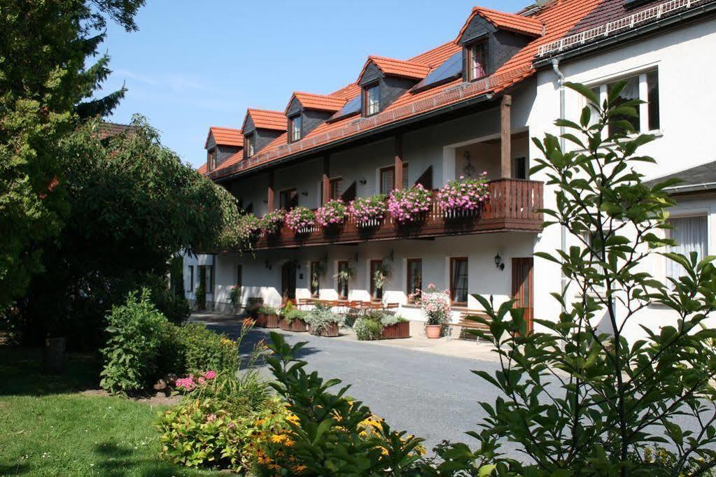Hotel garni Sonnenhof Reichenberg  Eksteriør billede